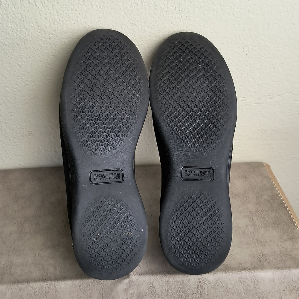 Skechers Air Cooled GOGA MAT Go Size 7.5 Dreamy Ballet Flat Shoes Comfort - Picture 2 of 10